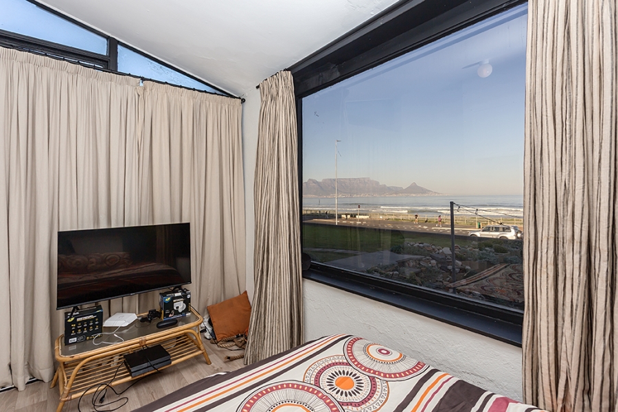 4 Bedroom Property for Sale in Beachfront Western Cape